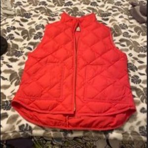 Brand new jcrew women pink vest size medium. Still in tags